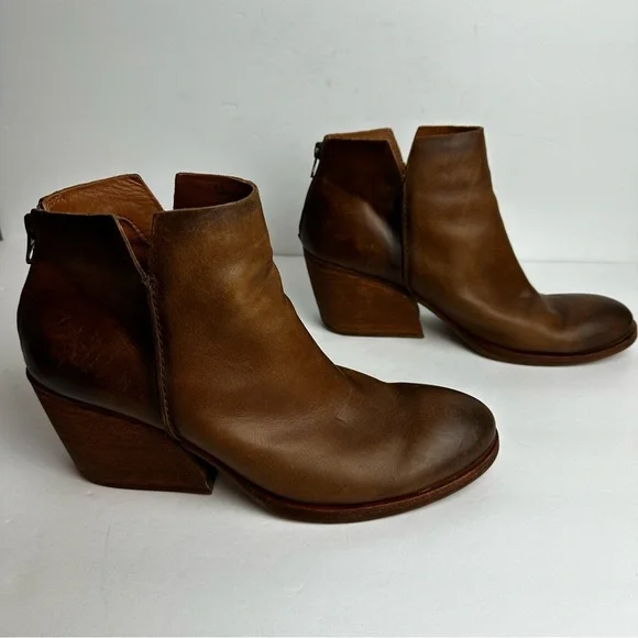 Kork-Ease Chandra Brown Leather Ankle Boots Women's Sz 9.5 Stacked Wooden Heel - Picture 2 of 10